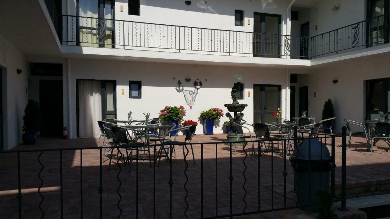 Hotel Sunny Border (Adults Only) Vama Veche Exterior foto